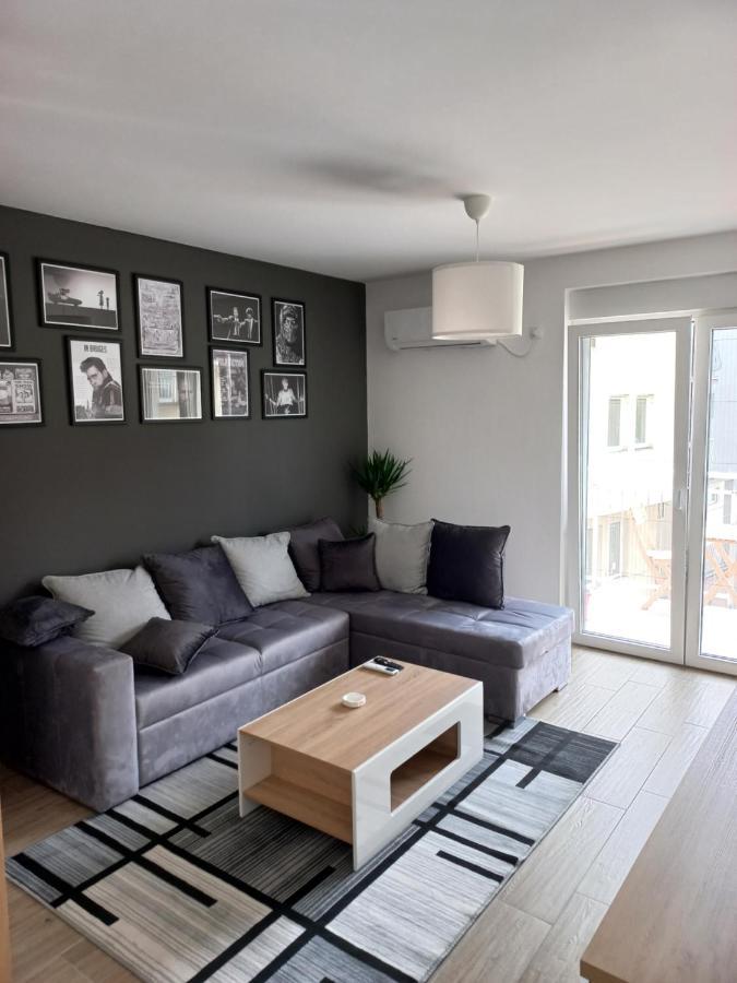 Lovely One Bedroom Apartment Ub المظهر الخارجي الصورة